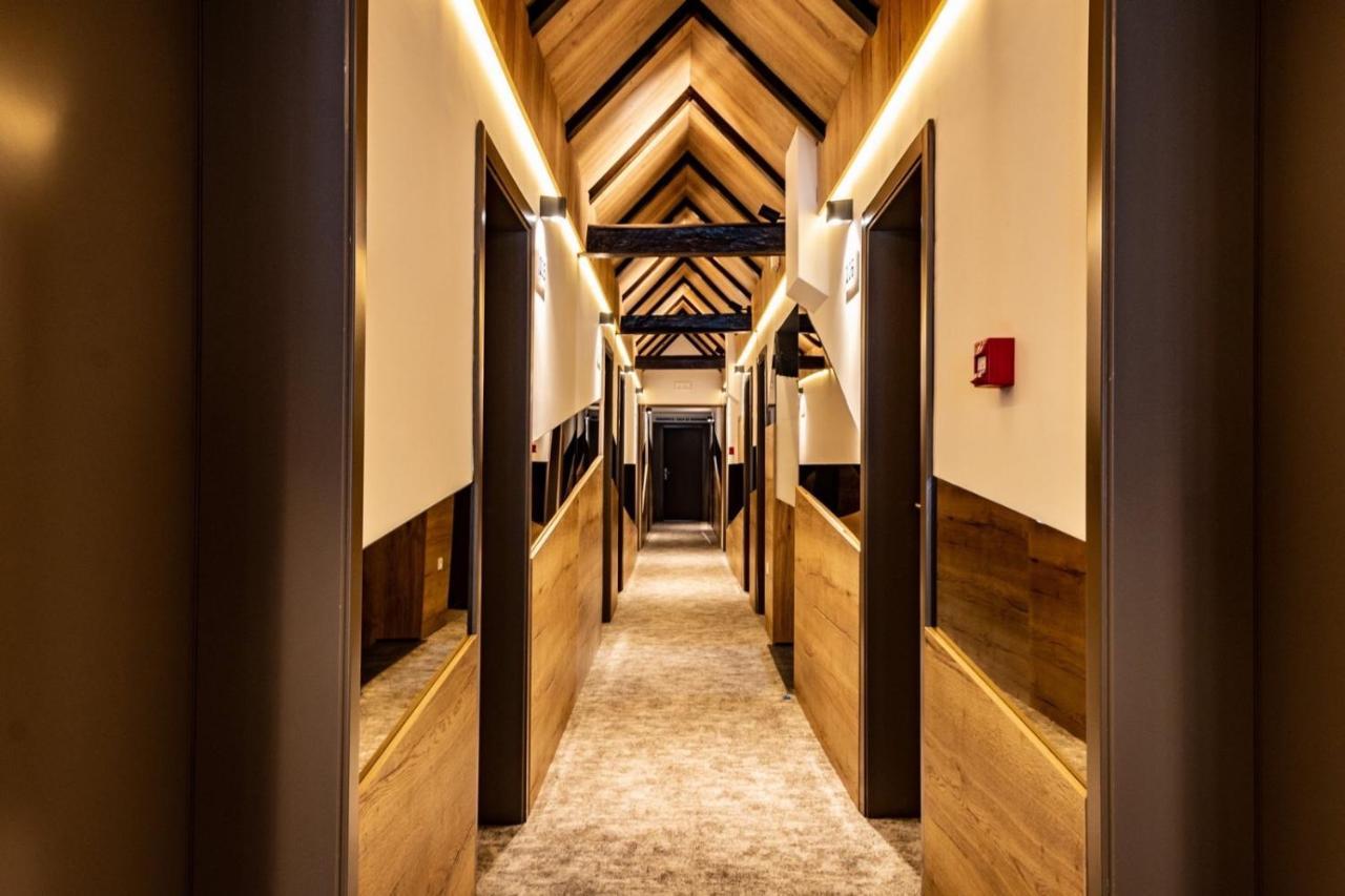 Hotel Forest Pale Extérieur photo